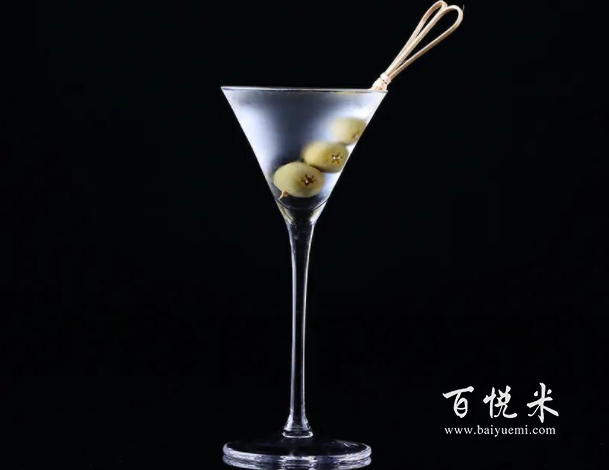 雞尾酒中的最佳杰作馬天尼被譽(yù)為雞尾酒之王,這幾款你喝過(guò)嗎